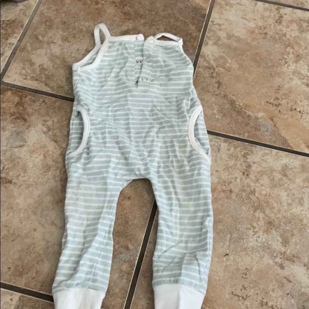 Little bipsy romper